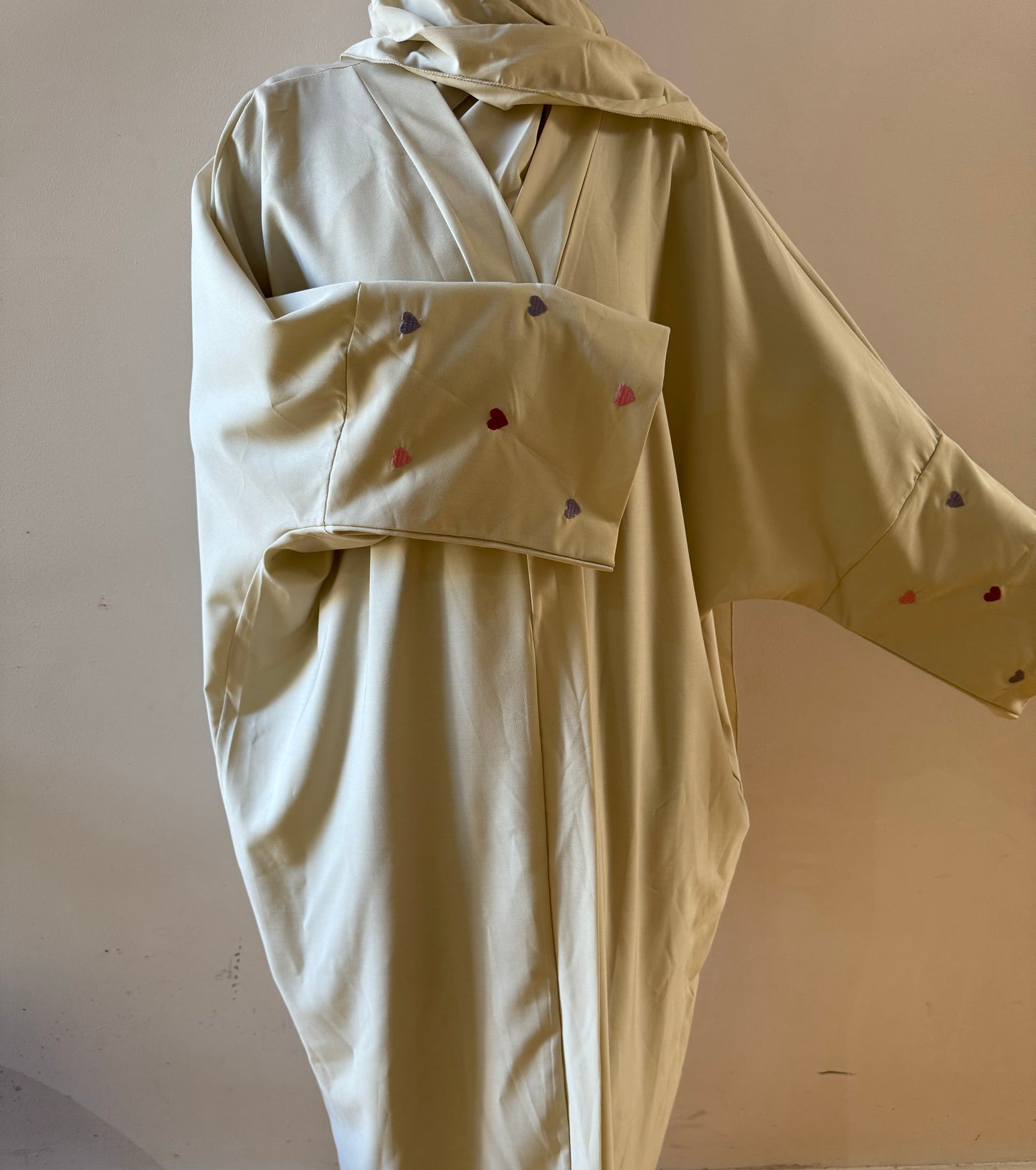 Heart Sleeve Abaya